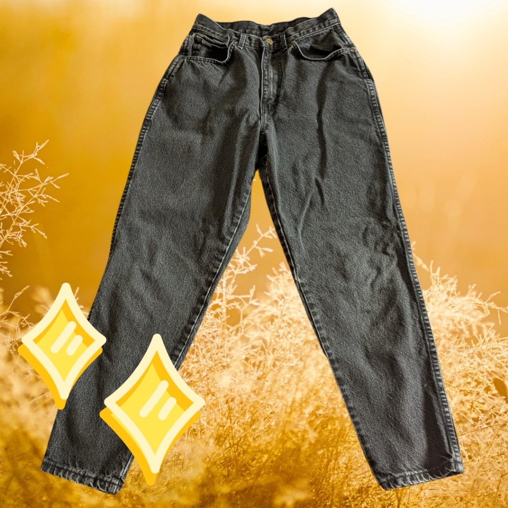 Chic Black Jeans